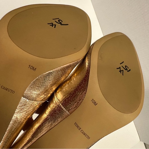 Vince Camuto VC-DESIMMY Pump in Metallic Gold Size 10M - Picture 9 of 10